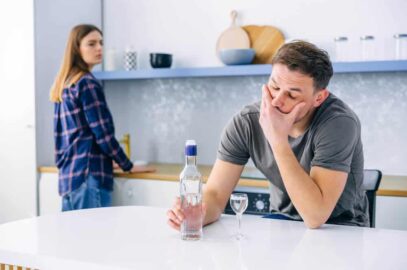 Mąż alkoholik w domu, jak mu pomóc?
